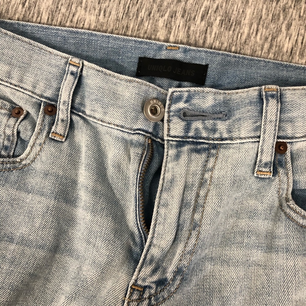 Low rise UNIQLO jeans!